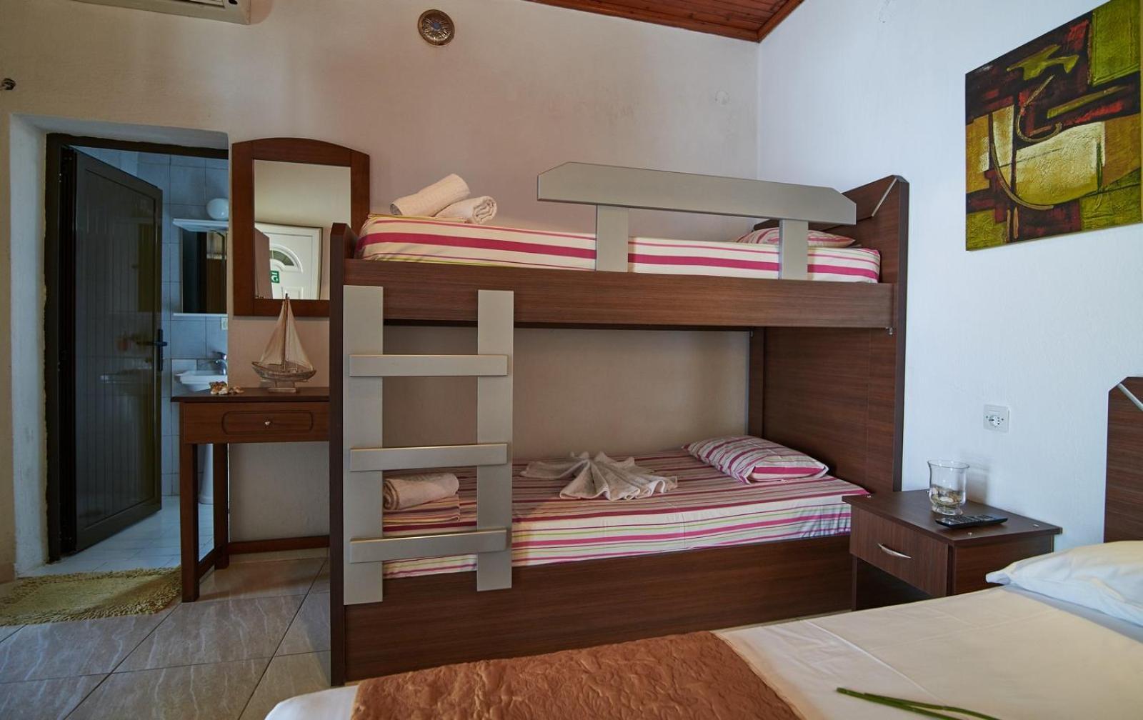 Dimste Studios Skala Sikias Экстерьер фото